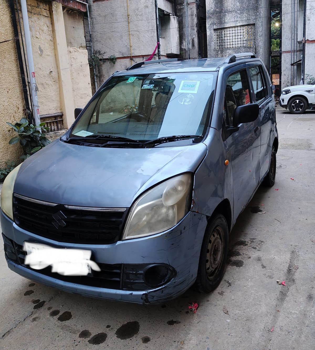 Maruti Suzuki wagon r available on rent in new delhi