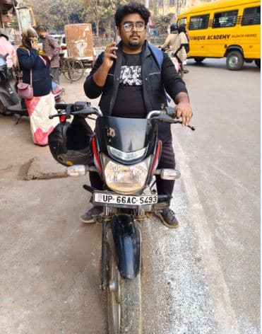 Honda sp 125 available on rent in varanasi